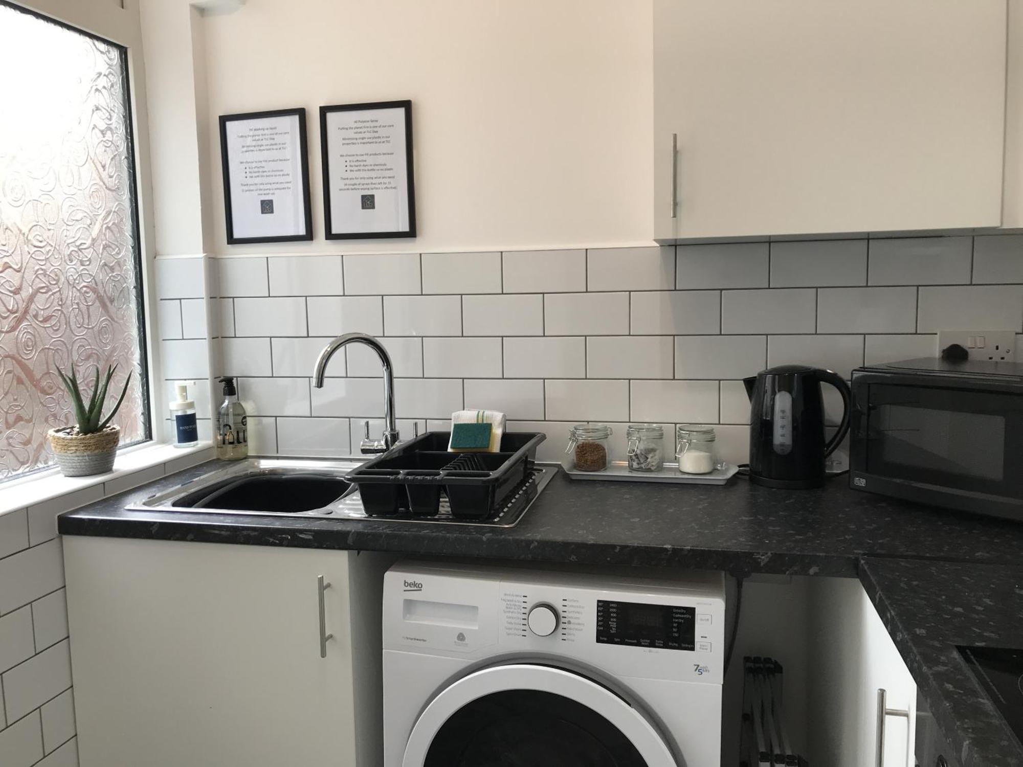 Bright Spacious 3-Bed With Office & Patio, Preston Preston  Exterior photo